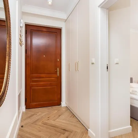 Atrium - Old Town Luxury - By Upstairs * קרקוב