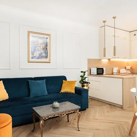 Апартаменты Atrium - Old Town Luxury - By Upstairs