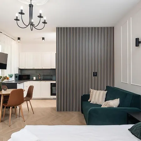 아파트 Atrium - Old Town Luxury - By Upstairs *