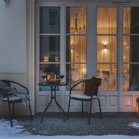 아파트 Atrium - Old Town Luxury - By Upstairs *